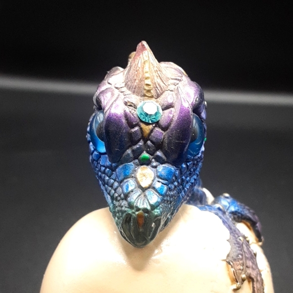 Vintage RARE 1984 Peacock Hatching Dragon by artist M. Pena. - Picture 5 of 6